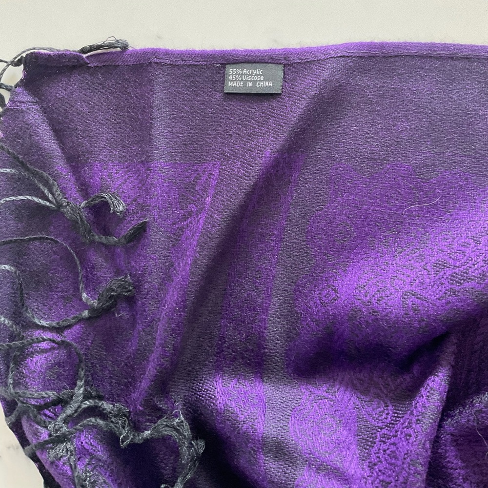 Acrylic Shawl/Wrap - Picture 7 of 7